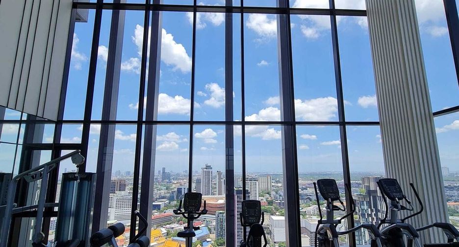 For rent 1 bed condo in Watthana, Bangkok