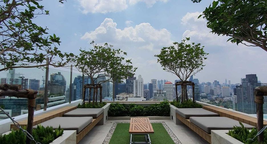 For rent 1 bed condo in Watthana, Bangkok