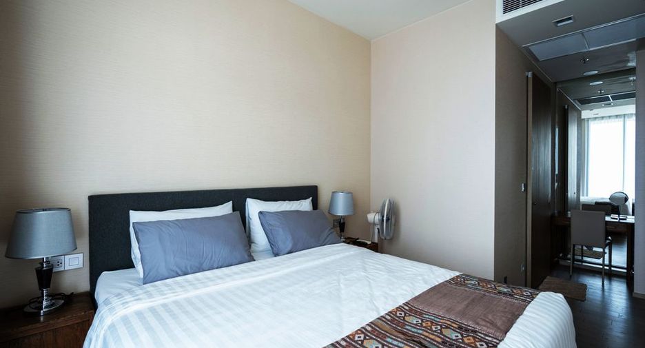 For rent 1 bed condo in Watthana, Bangkok