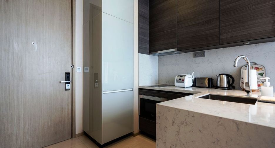 For rent 1 bed condo in Watthana, Bangkok