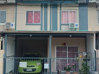 For sale 3 bedrooms townhouse in Mueang Samut Prakan, Samut Prakan