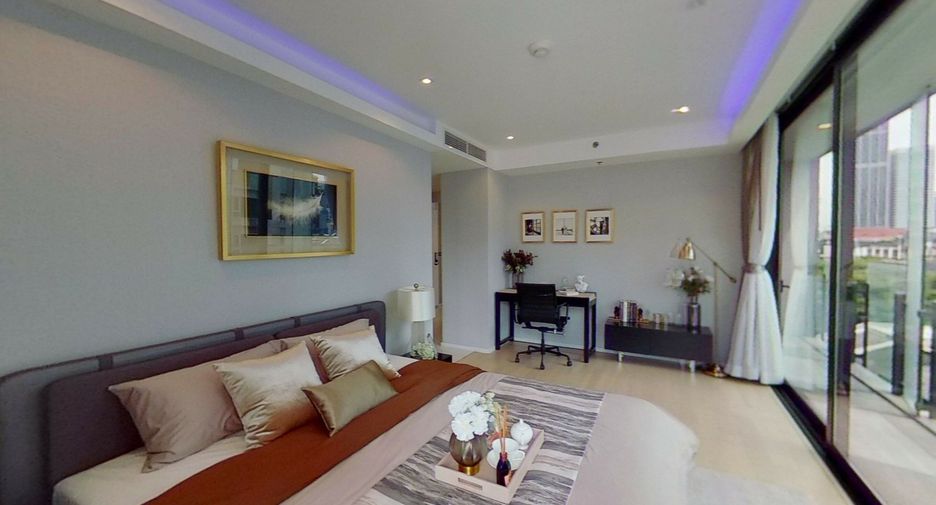 For sale 2 bedrooms condo in Watthana, Bangkok