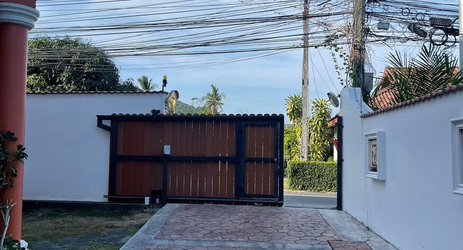 For rent 3 bedrooms house in Mueang Phuket, Phuket