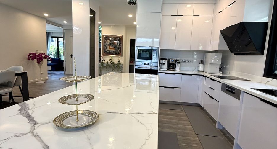 Casa en venta de 5 habitaciones en Mueang Phuket, Phuket