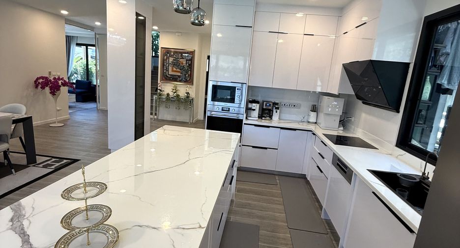 À vendre 5 chambres maison à Mueang Phuket, Phuket