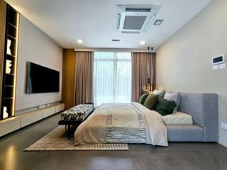 Casa en alquiler de 3 habitaciones en Saphan Sung, Bangkok