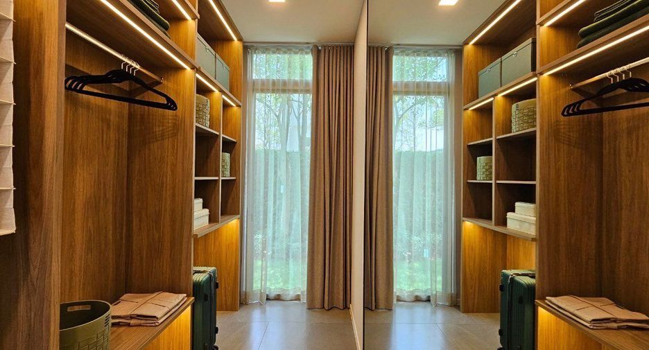 For rent 3 bedrooms house in Saphan Sung, Bangkok