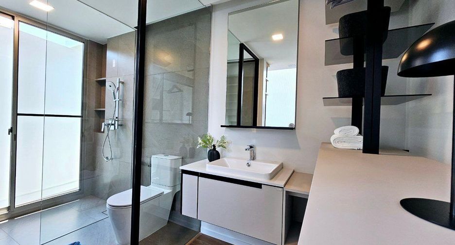 For rent 3 bedrooms house in Saphan Sung, Bangkok
