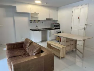 Wohnung zum Kauf und zur Miete mit 1 Zimmer in Yan Nawa, Bangkok