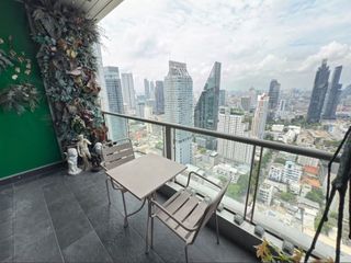 Condo en alquiler de 3 habitaciones en Sathon, Bangkok