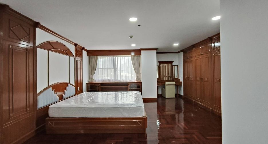 ให้เช่า 3 ห้องนอน อพาร์ทเม้นท์ ใน วัฒนา, กรุงเทพฯ