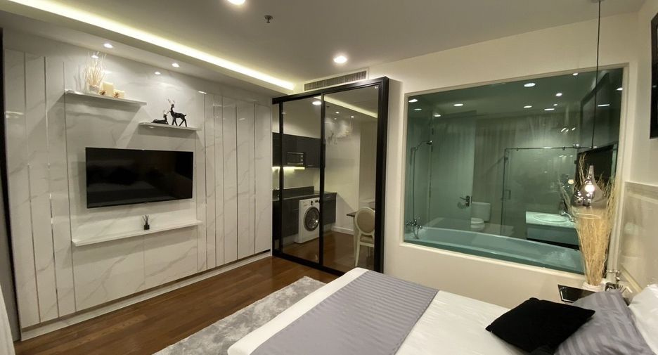 À louer studio condo à Pathum Wan, Bangkok