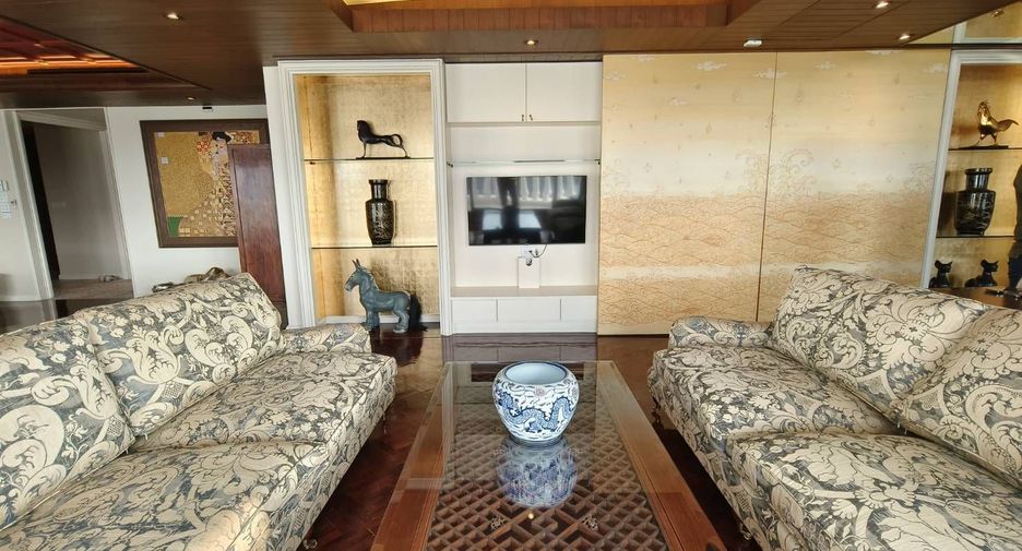 For sale and for rent 2 bedrooms condo in Bang Rak, Bangkok