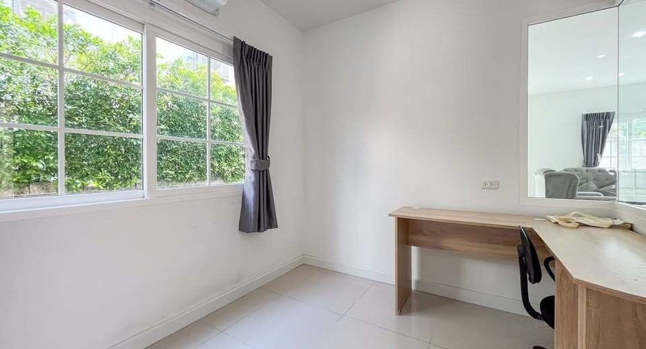 For rent 3 ベッドルーム house in Chom Thong, Bangkok
