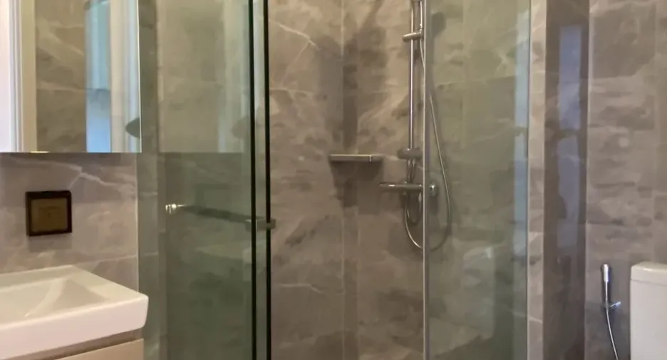 For sale 1 bed condo in Pathum Wan, Bangkok