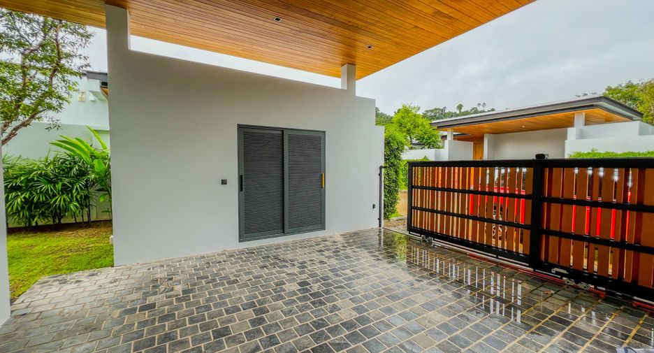 For sale 4 bedrooms villa in Thalang, Phuket