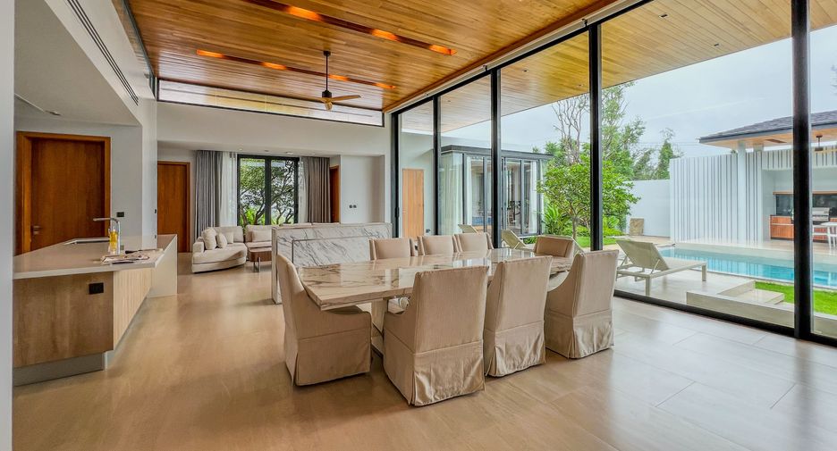 For sale 4 bedrooms villa in Thalang, Phuket