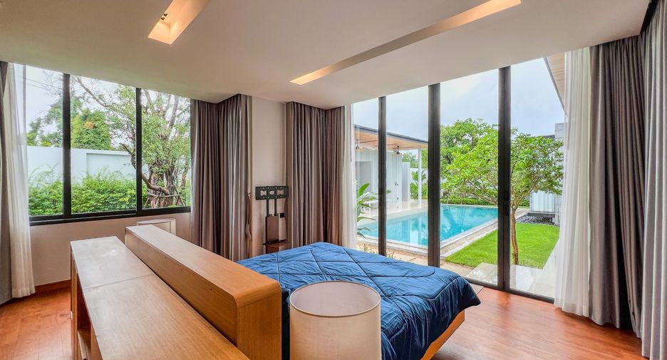 For sale 4 bedrooms villa in Thalang, Phuket