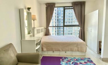 À louer studio condo à Phra Khanong, Bangkok