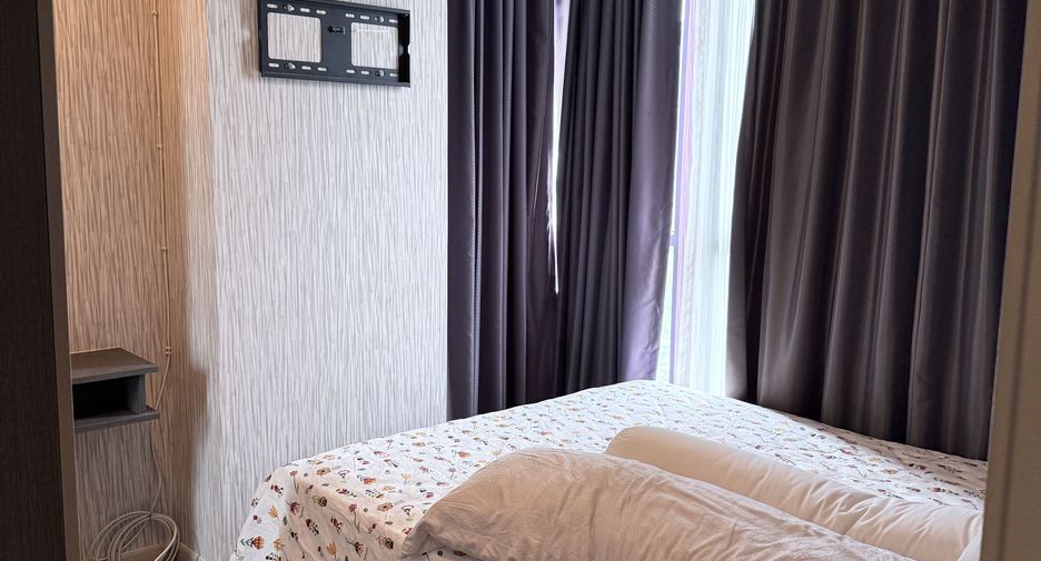 For sale 2 bedrooms condo in Phra Khanong, Bangkok