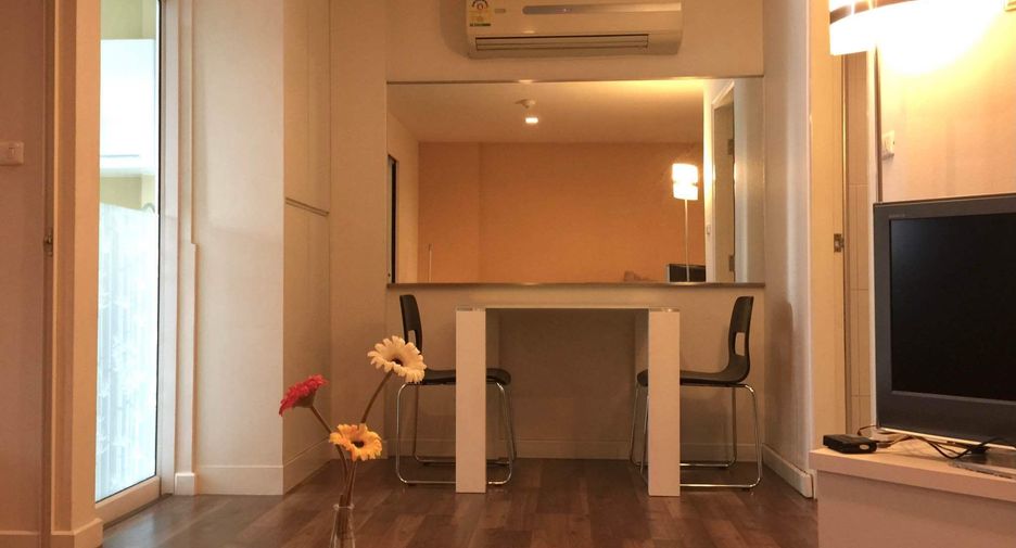 Wohnung zur Miete mit 1 Zimmer in Phra Khanong, Bangkok