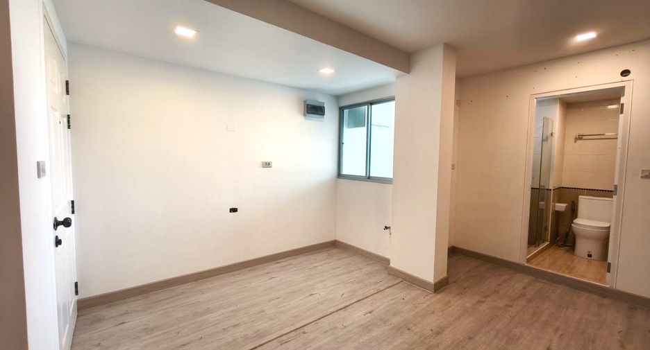 For sale 1 bed condo in Lak Si, Bangkok