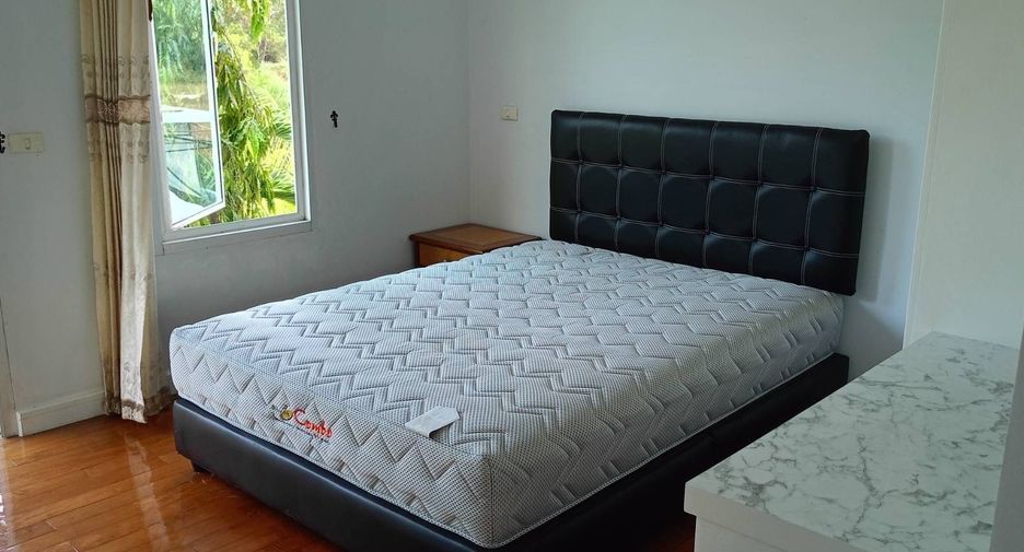Haus zur Miete mit 3 Zimmer in Mueang Phuket, Phuket