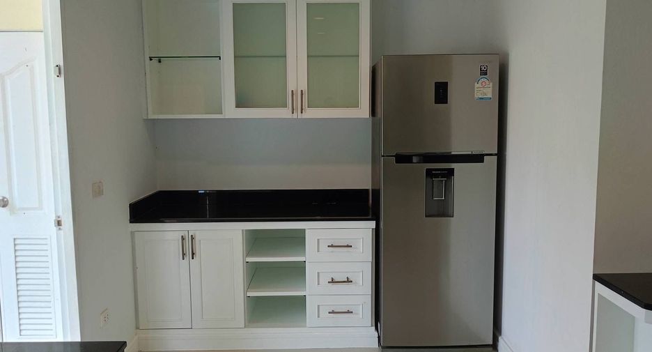 Haus zur Miete mit 3 Zimmer in Mueang Phuket, Phuket