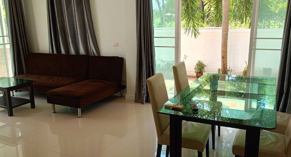 Haus zur Miete mit 3 Zimmer in Mueang Phuket, Phuket