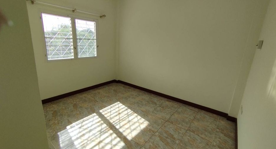 For sale 3 bedrooms townhouse in Nong Khaem, Bangkok