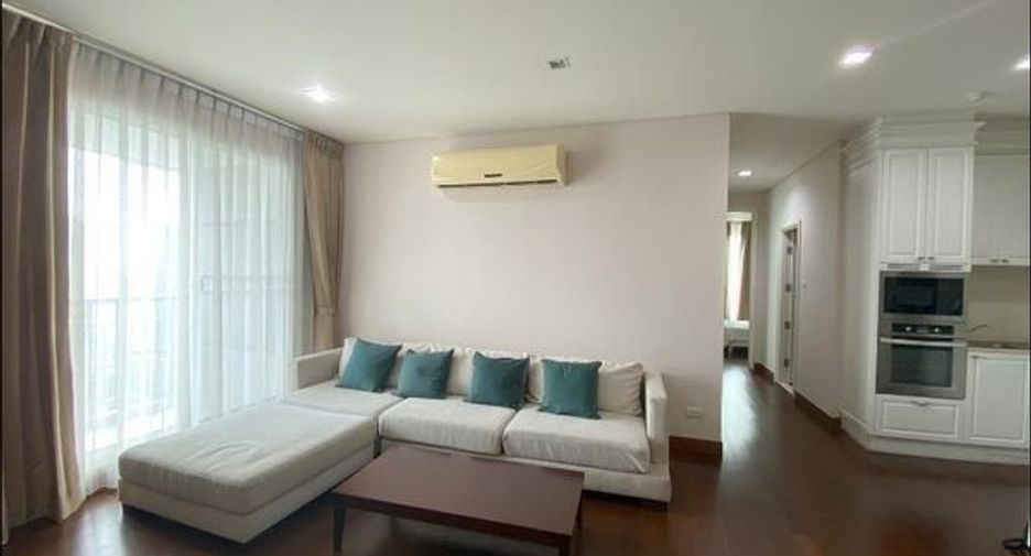 For rent 4 bedrooms condo in Watthana, Bangkok