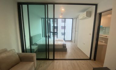 Condo en alquiler de 1 habitaciones en Phra Khanong, Bangkok