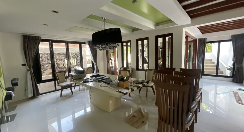 For sale and for rent 5 bedrooms villa in Thalang, Phuket