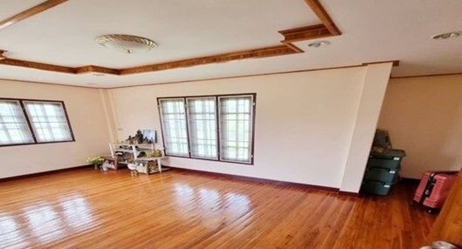 À vendre 5 chambres maison à Mueang Samut Prakan, Samut Prakan