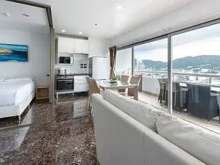 Продажа 3 спальни кондо в Катху, Пхукет