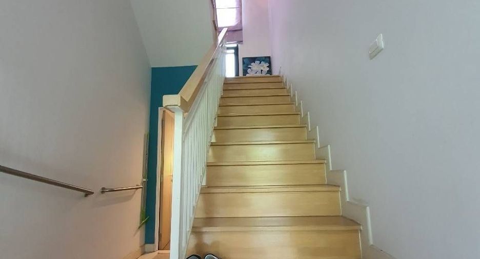 For rent 4 bedrooms house in Bang Phli, Samut Prakan
