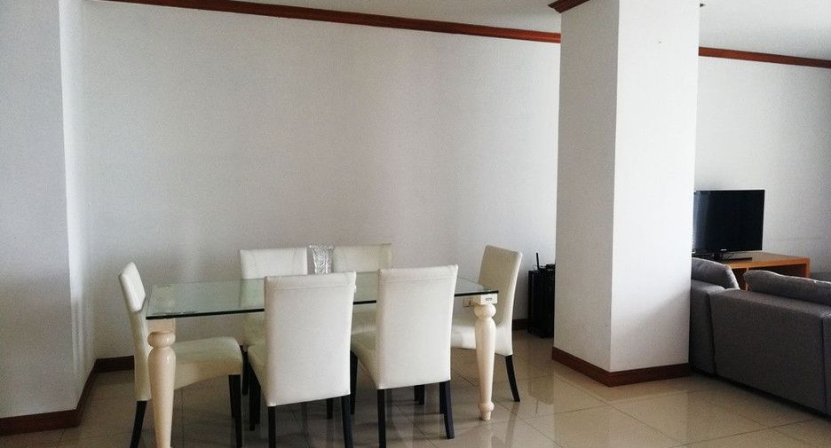 For sale 2 bedrooms condo in Watthana, Bangkok