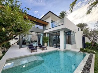 Villa zum Kauf mit 4 Zimmer in Mueang Phuket, Phuket