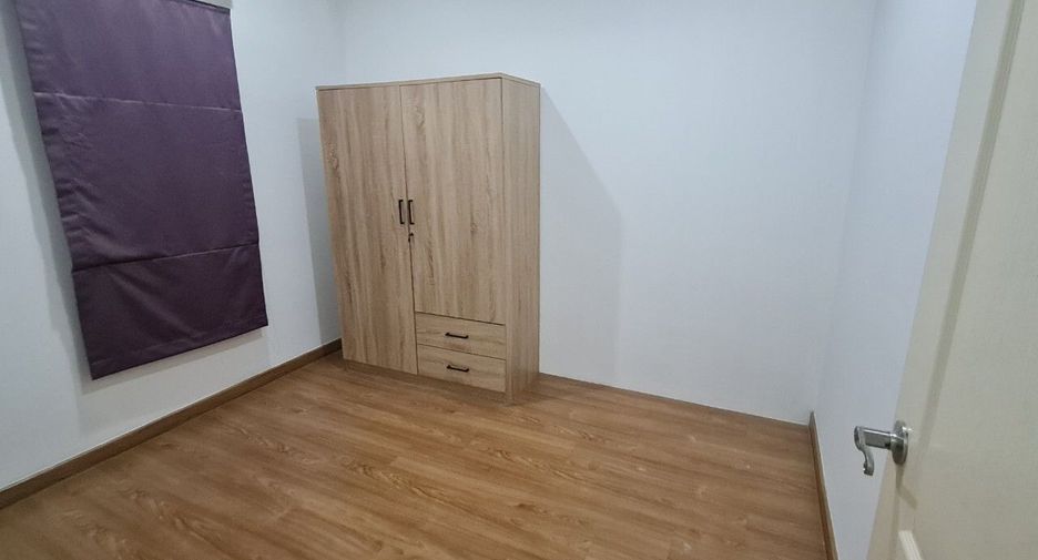 For sale and for rent 3 bedrooms townhouse in Suan Luang, Bangkok