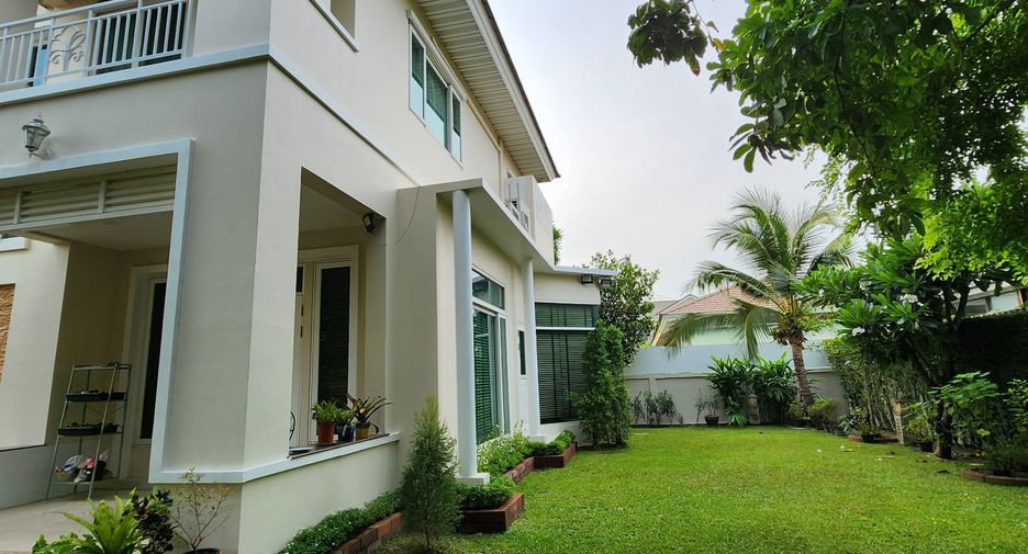 For sale 5 bedrooms house in Prawet, Bangkok