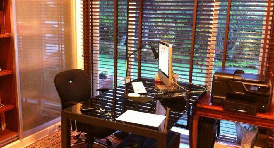 For sale 5 bedrooms house in Prawet, Bangkok