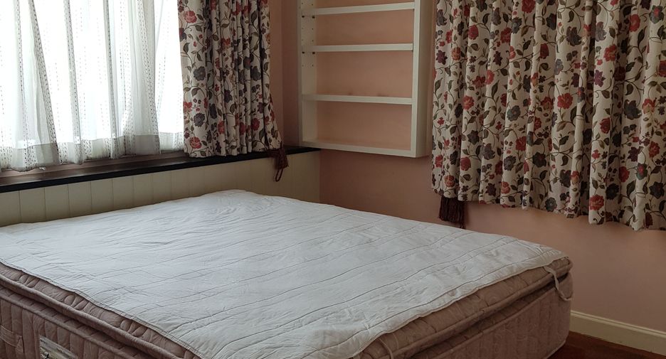 For sale 5 bedrooms house in Prawet, Bangkok