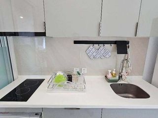 For rent 2 bedrooms condo in Bang Rak, Bangkok
