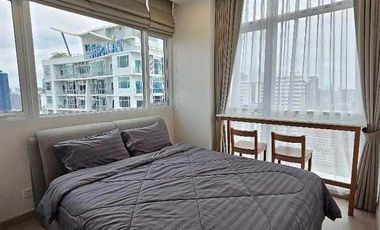 For rent 2 bedrooms condo in Bang Rak, Bangkok