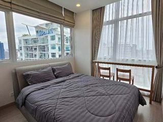 For rent 2 bedrooms condo in Bang Rak, Bangkok