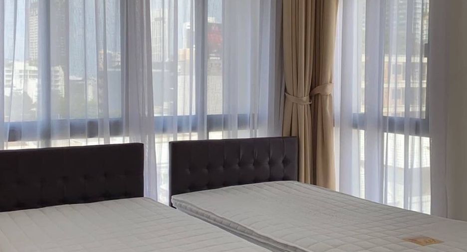 For rent 2 bedrooms apartment in Taling Chan, Bangkok