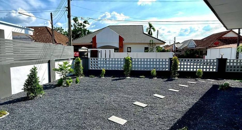 Продажа 3 спальни дом в Тхаланг, Пхукет