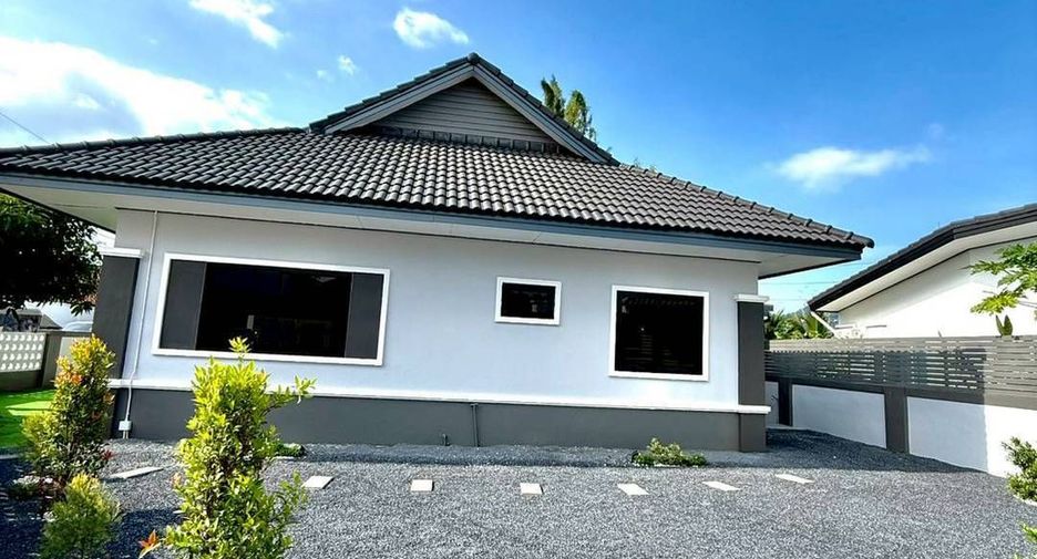 Продажа 3 спальни дом в Тхаланг, Пхукет
