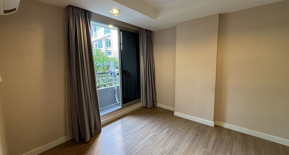 À vendre et à louer 2 chambres condo à Din Daeng, Bangkok