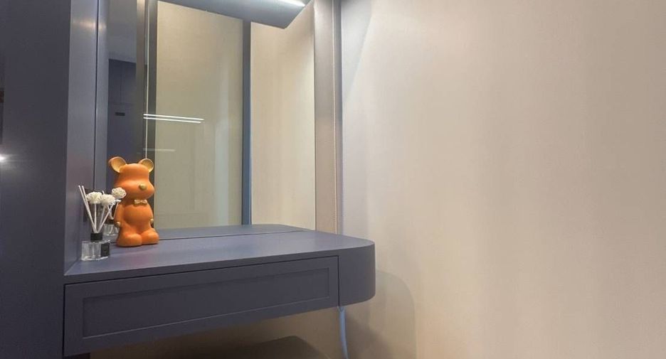 For rent studio condo in Khlong Toei, Bangkok